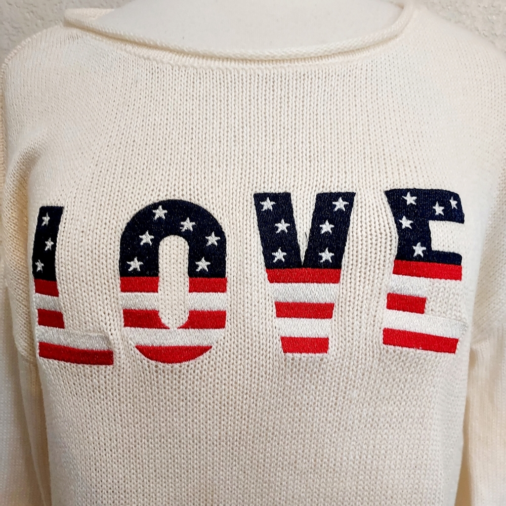 Marled Cream Sweater with "LOVE" lettering in American Flag Colors Size … - Picture 2 of 12